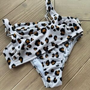 Xhilaration l Animal Print Bikini Set l Size: L
